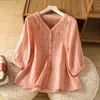 Camisa de Algodón y Lino con Bordado Pesado Estilo Artístico Nuevo para Verano 2026 para Mujer, Cuello en V, Holgada, Juvenil, Casual, Top Versátil