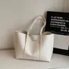 Bolsa Grande de Splicing para Sogra para Mulheres 2025 Nova Bolsa de Ombro de Outono Cor Contrastante Retro Classe Roupas de Trabalho Bolsa Tote