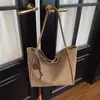 Bolsa Grande para Viajes Diarios de Estudiante Universitario Bolsa de Mujer 2026 Nueva Tendencia Retro Bolso de Hombro Gran Capacidad Bolso Tote de Moda