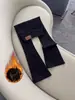 Jeans Acampanados de Terciopelo Negro Talla Grande para Mujer Otoño e Invierno 2025 Nuevos de Tiro Alto Aspecto Adelgazante Pantalones Acampanados Elásticos