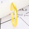 Pulsera Abierta Chapada en Oro de 6 mm al por Mayor, Pulsera Ancha de Cobre Chapada en Oro con Personajes de Dragón y Fénix para Mujer, en Stock