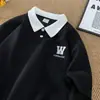 Camisa Polo Manga Curta Masculina Verão 2025 Solta Bordada Resistente Jovem Estilo College Cor Contrastante Camiseta Meia Manga