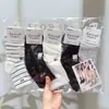 Meias Femininas Novas para Outono e Inverno, Meias para Estudantes de Canoa Média, Meias Esportivas Femininas Estilo Coreano de Canoa Média, Meias Esportivas de Algodão Fofas e Versáteis