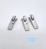 Cabeça de zíper de fábrica em estoque Não. 3 Não. 5 Não. Bolsa com zíper e puxador inferior de metal prateado brilhante com 8 pérolas