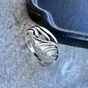 Anillo para Hombres Mayores Apertura Ajustable Estilo de Corte para Mujeres Diseño Retro de Nicho Marca de Moda Anillo de Estilo Frío Dedo Índice