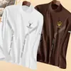 Camiseta Base Masculina DeRong 2025 Outono/Inverno Nova Manga Longa Cor Sólida Lã Dupla Face Versátil Tendência Gola Meia-Alta