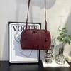 Preço de Fábrica Mais Vendido Bolsa de Ombro Trançada Artesanal em Couro Genuíno Bolsa Transversal Casual Moda Coreana Versátil Bolsa Concha Bolsa da Moda Feminina