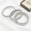 Pulsera Elástica Envolvente Cuello de Ganso Más Vendida Transfronteriza, Versión Ancha de Gama Alta Hueso de Serpiente Pulsera Rayada de Acero Inoxidable para Mujer