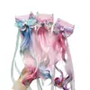2026 Novo Modelo Pônei Asa Arco-Íris Cabelo Cacheado Degradê Aplique de Cabelo Presilha para Meninas com Fita de Tule Trança de Cabelo Cacheado
