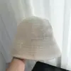 2026 Novo Chapéu de Pescador Fashion com Proteção Solar Estilo Coreano Pérola Vazada Respirável Chapéu Bucket Que Faz o Rosto Parecer Menor e Mais Sofisticado
