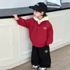 Conjunto de Três Peças de Uniforme de Beisebol para Meninos Primavera e Outono 2026 Novo Estilo de Primavera Jaqueta para Bebê Conjunto de Moletom Moderno e Estiloso para Crianças
