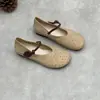 Sandalias Huecas de Cuero Genuino Nuevas de Verano 2026 Bohemias Hechas a Mano Artísticas Planas de Punta Redonda Transpirables para Mujer