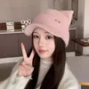 Nuevo gorro de punto con pico de pato de pelo de conejo coreano para mujer en invierno, cálido y a prueba de viento, hace que la cara se vea más pequeña, adecuado para uso en exteriores