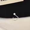 Aretes Plateados con Forma de Frijol para Mujer 2026 Estilo Nuevo Pequeños para el Viaje Diario Cuidado del Agujero del Oído, No Necesitan Quitarse al Dormir, Venta al por Mayor
