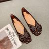 2025 nuevos zapatos de verano vintage con agujeros, sandalias planas de punta redonda para mujer, cómodas, de talla grande, suela suave, zapatos transpirables