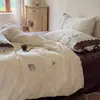 Juego de cuatro piezas Retro 100% algodón cepillado con bordado, ropa de cama cálida de algodón puro engrosado para otoño/invierno, incluyendo una sábana plana y una sábana ajustable