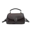 2026 Bolso Cuadrado Pequeño Retro Europeo y Americano, Bolso de Hombro Cruzado Versátil de Gama Alta de Nicho, Bolso de Viaje Simple y Elegante