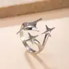 Joyería Europea y Americana de Nuevo Estilo Diseño de Nicho Anillo de Acero Inoxidable Estrella de Cuatro Puntas Prensado al Aceite Anillo de Acero de Titanio Simple Versátil Abierto
