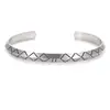 2023 Pulsera tejida retorcida abierta retro europea y americana Pulsera chapada en cobre y plata Pulsera geométrica para hombre venta al por mayor