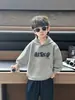 Q201 Moletom com capuz para meninos Primavera e Outono novo estilo infantil outono solto casual moda versão coreana versátil top moderno