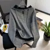Sudadera con capucha y media cremallera, patchwork de bloques de color, efecto dos piezas, talla grande para mujer, nuevo top versátil de primavera adelgazante