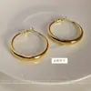 Pendientes de Aro Grandes Exagerados Dorados Estilo Europeo y Americano para Mujer, Textura de Oro Mate, Perfectos para Rostros Cuadrados y Redondos, Pendientes de Lujo Ligero de Alta Gama