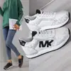 2023 novo comércio exterior transfronteiriço tamanho grande sapatos femininos Sudeste Asiático Lazada Amazon sapatos esportivos casuais combinação de cores bolo esponja