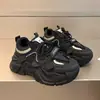 Zapatos Deportivos para Niñas 2026 Nuevo Otoño/Invierno Niños Medianos y Grandes Zapatos de Papá Zapatos para Niñas Niños Negro Ligeros Suela Suave Modernos