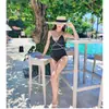 Nuevo Traje de Baño de una Pieza para Mujer que Cubre el Vientre Adelgazante Color Sólido Simple Sexy Conservador para Pecho Pequeño Reunión en Aguas Termales