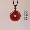 Colgante de Hebilla de Seguridad de Ágata Natural Roja, Verde, Amarilla y Blanca Collar de Verano Calcedonia para Hombres Regalo de San Valentín para Parejas Hombres y Mujeres