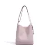 Bolsa de Ombro de Couro Genuíno Texturizado Modelo 2026, Bolsa Transversal de Nicho de Luxo para Mulheres, Grande Capacidade, Bolsa Saco Fashion e Simples