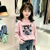 Camiseta de Algodón con Estampado de Dibujos Animados de Moda y Linda, Manga Larga, para Niños Mayores en Otoño 2026