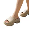 Sandalias antideslizantes de plataforma gruesa de moda para aumentar la altura para mujer, adecuadas para uso exterior en verano y en casa, pantuflas populares de tacón alto para escaleras