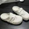 Chinelos Birkenstock Estilo Preguiçoso Retrô de Solado Grosso para Mulheres, Alto Valor Estético, Novos Chinelos de Encaixe Fechados para Uso Externo da Moda 2026