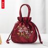 Bolsa de Mão Pequena Bordada à Mão Estilo Étnico Antigo para Compras de Meia-Idade e Idosos Troco Celular Bolsa Feminina Bolsa de Mão da Mãe