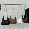 Bolsa de Axila Estilo Coreano Feminina Nova Tendência de Primavera Moda Grande Capacidade Bolsa de Axila para Uso Externo Trabalho Deslocamento Bolsa de Ombro Único