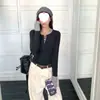 Camiseta cómoda de retazos estilo coreano, diseño de dos piezas simulado, camiseta de manga larga ajustada como capa base, top de camiseta abierta con cuello estilo francés en nuevo color block para mujer
