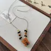 Colar com Pingente de Urso de Madeira para Café Fofo Design Criativo Novo Outono e Inverno Corrente para Suéter Corrente para Moletom Versátil para o Dia a Dia