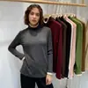 Camiseta térmica de manga larga acanalada de cuello alto para mujer, nuevo modelo otoño e invierno 2026, adecuada para usar como prenda exterior, con polar añadido y grosor para abrigar, se puede usar como capa interior o camiseta base