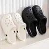 Qida Shun Novo Modelo 235 Sapatos Tamancos Sapatos de Jardim de Verão para Homens e Mulheres, Sapatos de Praia para Casal Fabricante Atacado