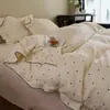 Conjunto de capa de edredom e lençóis de algodão puro de camada dupla com renda simples minimalista, amigo da pele, para todas as estações, conjunto de cama para quarto
