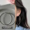 Pendientes Europeos y Americanos Grandes Exagerados Pendientes Redondos para Mujer Simples Retro Estilo Hong Kong Moda de Alta Gama Pendientes Versátiles Tendencia de Pendientes