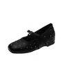 Zapatos Mary Jane de piel auténtica para mujer que aumentan la altura, nuevo modelo otoño 2026, zapatos de tacón bajo negros con remaches y lazo de camelia