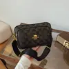 Nova Bolsa para Câmera 2026 Comércio Exterior Alta Qualidade Moda Versátil Bolsa de Ombro Nicho Bolsa Transversal Marca Tendência Bolsa Feminina