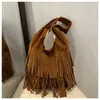 2026 Bolso de Hombro con Borlas Estilo Coreano Nueva Moda Gran Capacidad Retro Casual para el Trabajo Bolso Tote de Gamuza y Felpa Bolso de Mujer