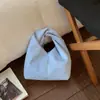 Primavera 2026 Nuevo Estilo Gamuza Moda Versátil Bolso de Mano Estilo Coreano Suave Gamuza Triángulo Bolso de Mano
