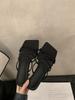 Salto Alto Preto Sandálias Pequenas Francesas Sapatos de Fada Roupa Exterior 2025 Novo Verão Saia Sandálias Romanas