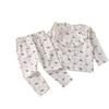 Ropa de otoño para bebé 2023 nuevo traje floral para estar en casa ropa de otoño para bebé estilo occidental pijama de manga larga conjunto de dos piezas