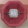 LAZADA Recién Llegado Anillo de Diamantes Chapado en Platino Simple Versátil Diamante Princesa Cuadrado 7mm Anillo de Zircón R7343