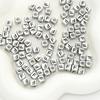 6*6 Letras Inglesas Acrílicas Cuentas Cuadradas de Plata Antigua Cuentas Sueltas Cadena para Teléfono Móvil Kit de Materiales para DIY Pulsera Accesorios para Collar